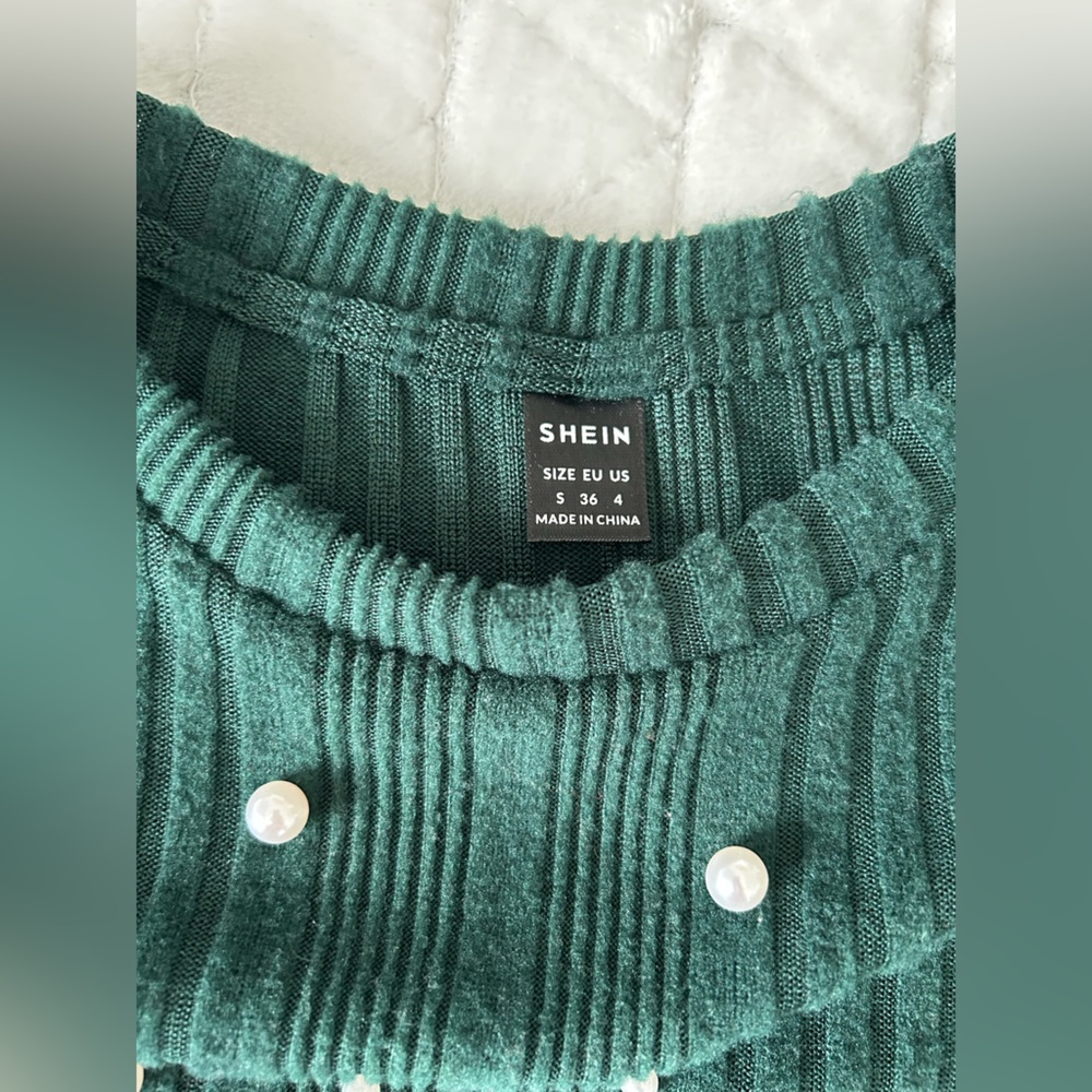SHEIN | Dark Green Rib Knit Lightweight Sweater with Pearl Detail | Size Small - Picture 5 of 10